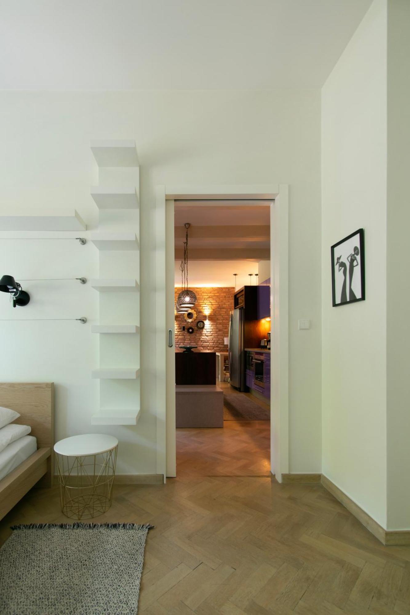 Spacious 3Br Apartment With Ac In Living Room, 2 Balconies Krakow Exterior photo